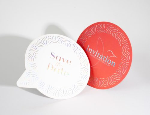 Save the date et invitation inauguration en forme de bulle BD, phylactère – Dorure numérique Holographique 3D – Découpe laser – Pelliculage soft touch