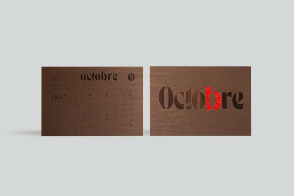 Carte Octobre Calendrier Collaboratif ICB 2021 – Marquage à chaud Noir Brillant et Dorure galbée rouge Roxanne 7044 effet goute de sang – Gmund for food Taste of gold 3 contre collé duplex 600gr/m2