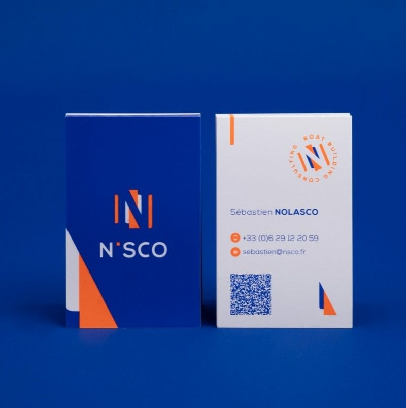 Cartes de visite Pantone Fluo Orange 804C et Bleu Reflex et QR code – couché mat 350gr/m2