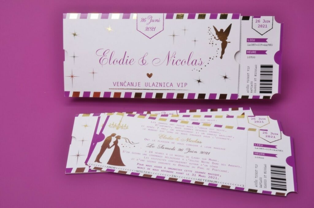 Pochette faire-part de mariage fée Clochette avec billet et coupon détachable – Violet et Or – Dorure numérique OR – Couché mat 350gr/m2