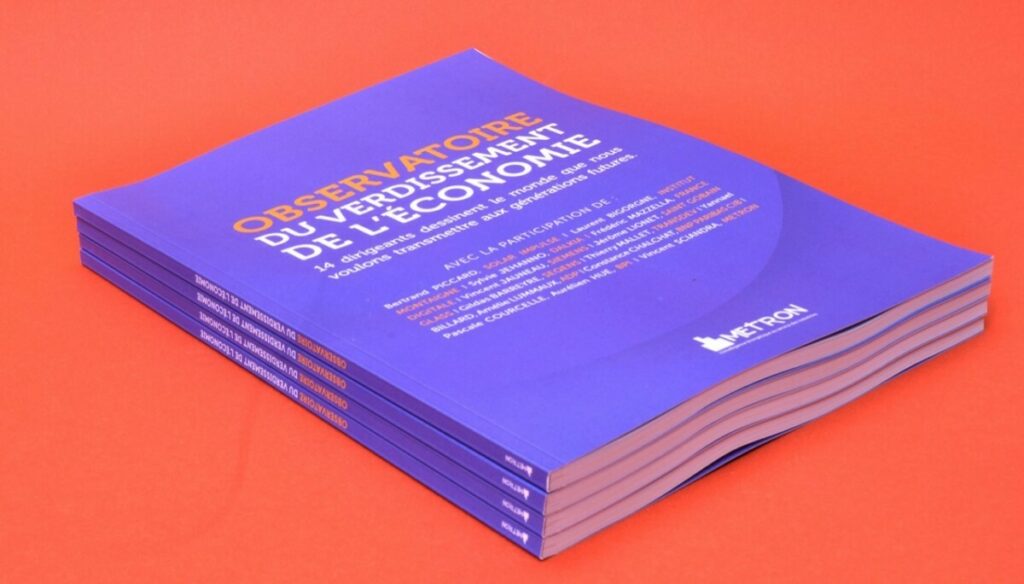 Livre rapport d’entreprise avec reliure dos carré collé – Olin 120gr/m2 extra blanc – Couverture avec pelliculage mat