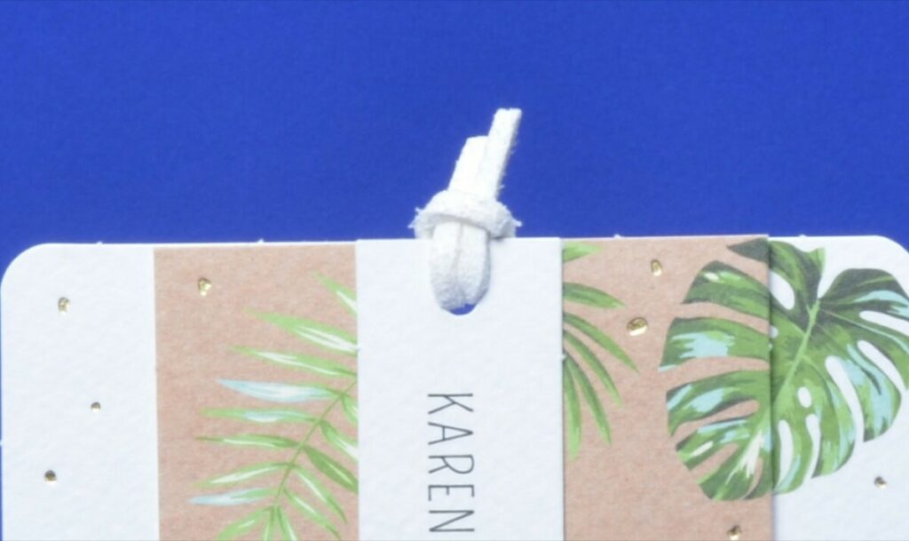 Faire part de mariage tropical Kraft sur papier texturé avec noeud en cuir