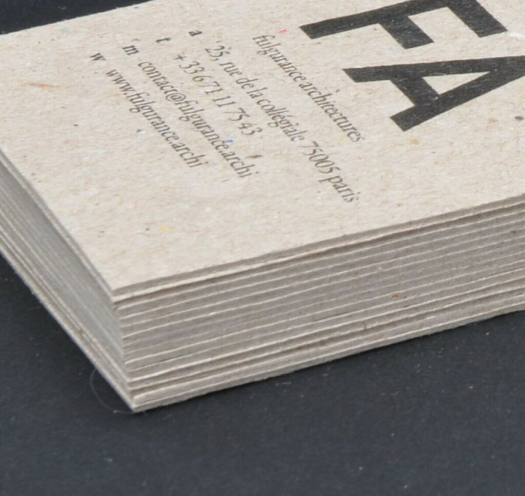 Cartes de visite Architecte sur carton gris 500gr/m2 recyclé – Impression noir