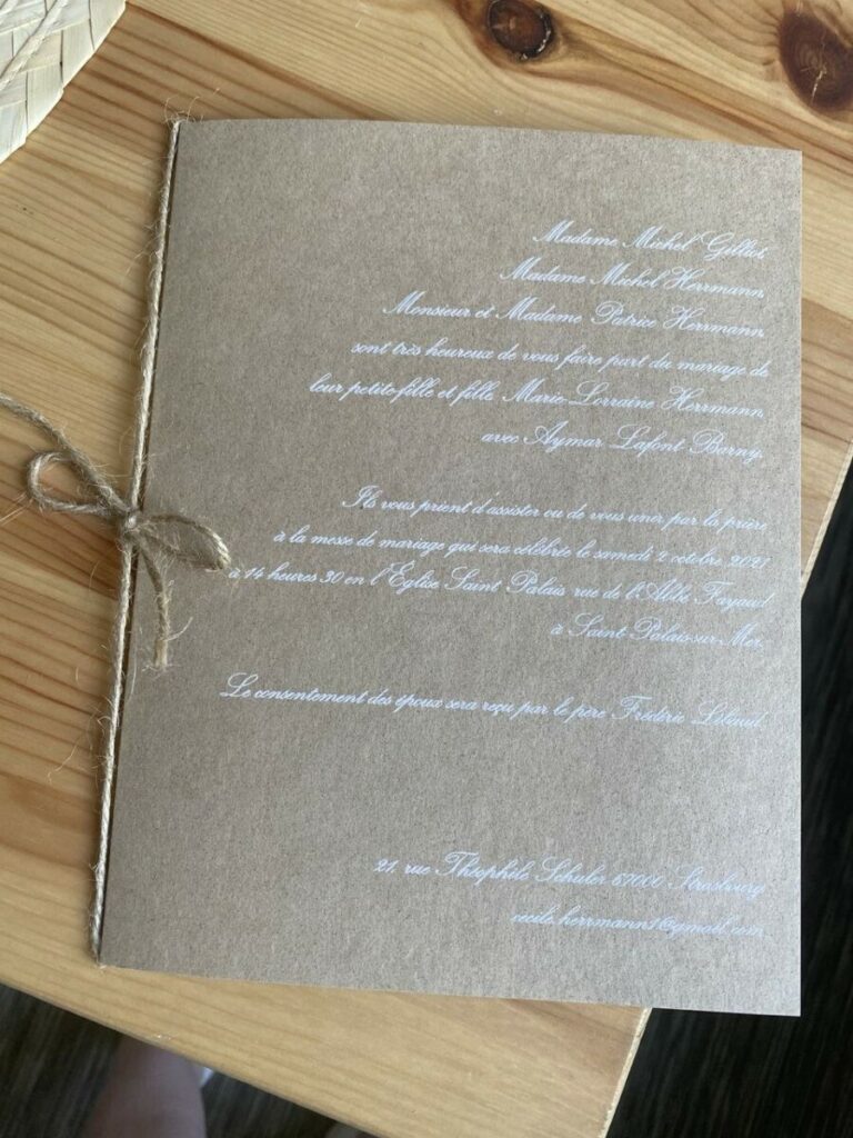 Faire-part de mariage traditionnel 2 volets – impression blanche numérique sur Cocoa Shell 300gr/m2 à  recyclé à base de noix de coco