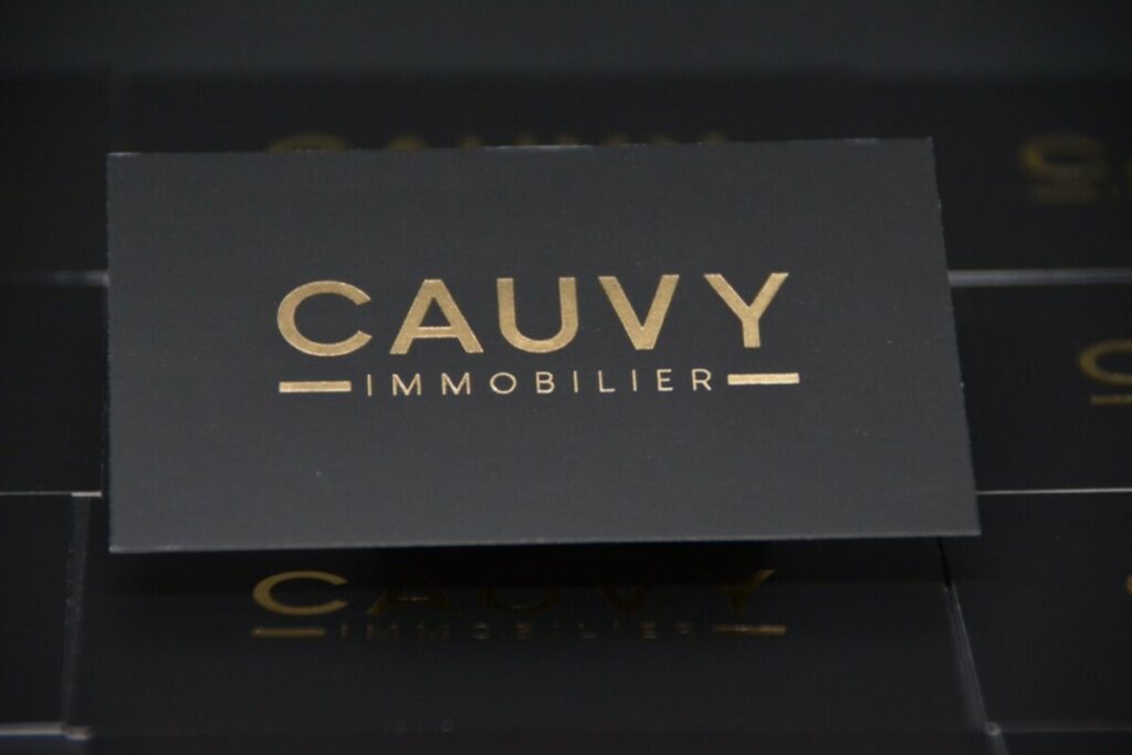 Carte de visite agence immobilière prestige – Dorure à chaud Or sur fond noir avec pelliculage Mat