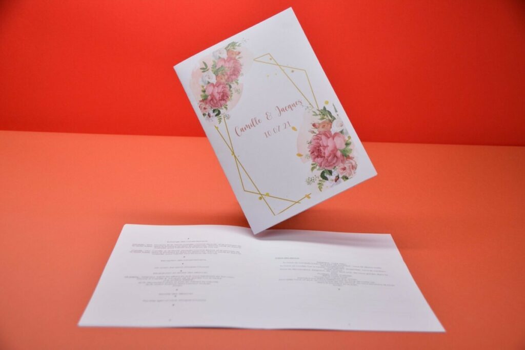 Livret de messe cérémonie de mariage fleuri avec reliure 2 pics métal