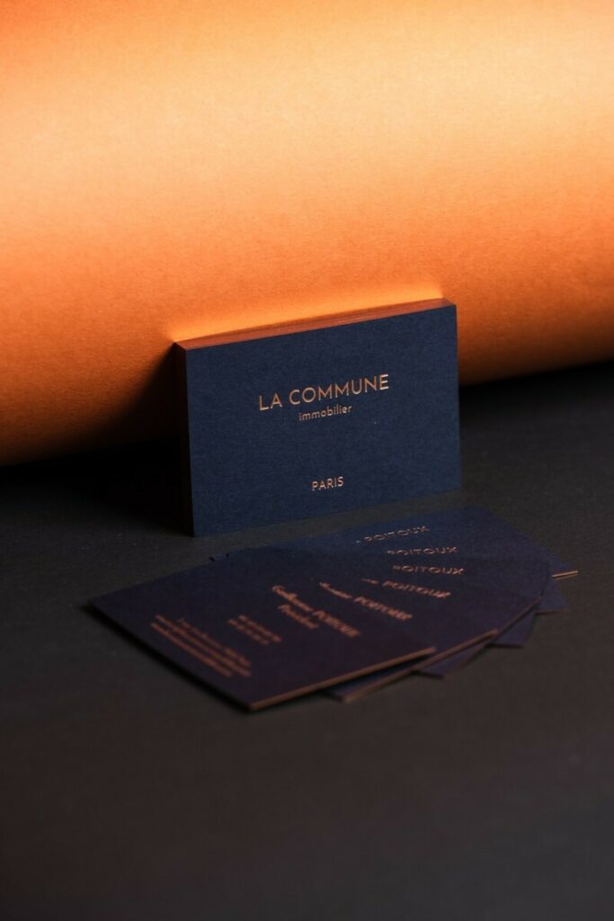 Cartes de visite avec dorure sur tranche et marquage à chaud cuivre mat assorti – Foilco 6734 New Penny – Sirio color Dark Blue 480gr/m2