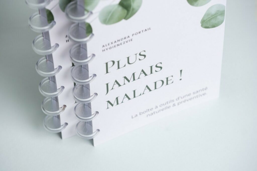 Livre guide Naturo Santé naturelle format A5 avec reliure en T champignon avec disques transparents – pages interchangeables –  Couverture en pelliculage mat