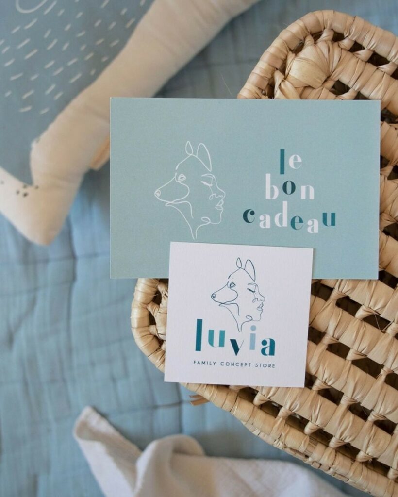 Cartes de visite pour Salon de coiffure Silhouette femme et loup – Papier de création Old Mill Prémium White