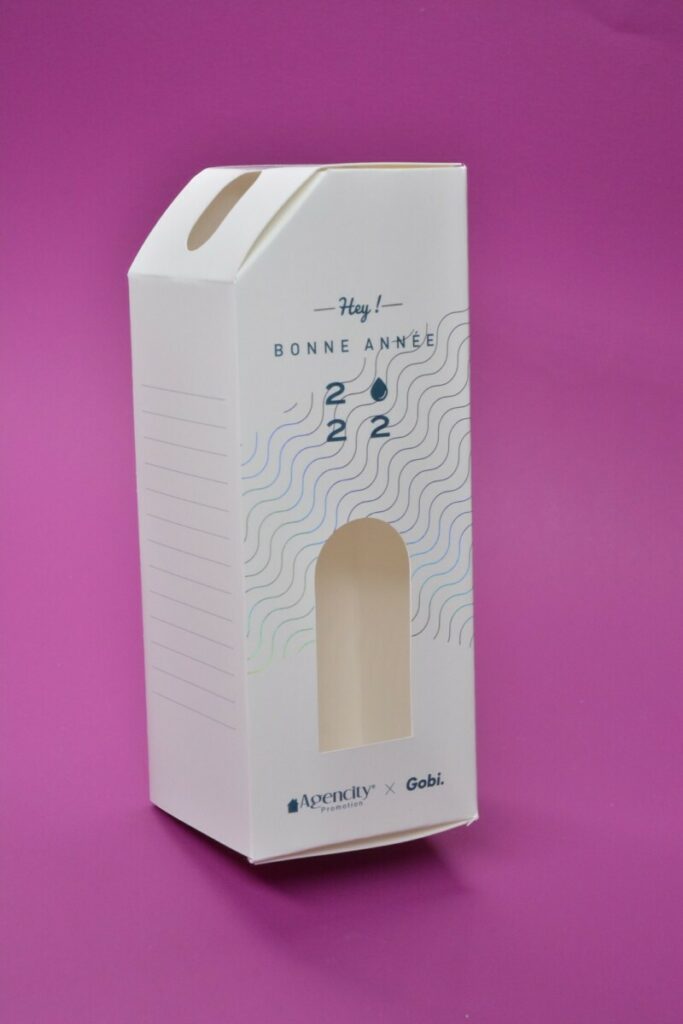 Packaging pour Gourde Gobi – Dorure numérique Holographique Laser – Découpe numérique – Invercote G 240gr/m2