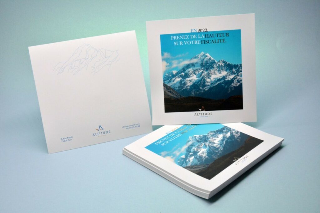 Carte de voeux montagnes carrée en dorure numérique or pour Avocat – Couché Mat 350gr/m2 – Pelliculage Mat