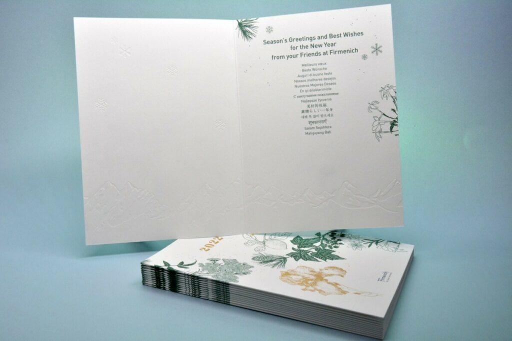 Carte de voeux parfumeur – Impression Pantone 2 couleur – Marquage à chaud Or brillant – Gaufrage Montagnes – Old Mill 300gr premium White