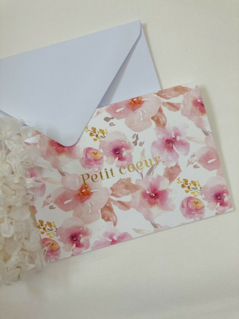 Cartes cadeau florales et motif vichy rose poudré – Dorure or brillante – Old Mill Premium White – Creation Pack 350gr