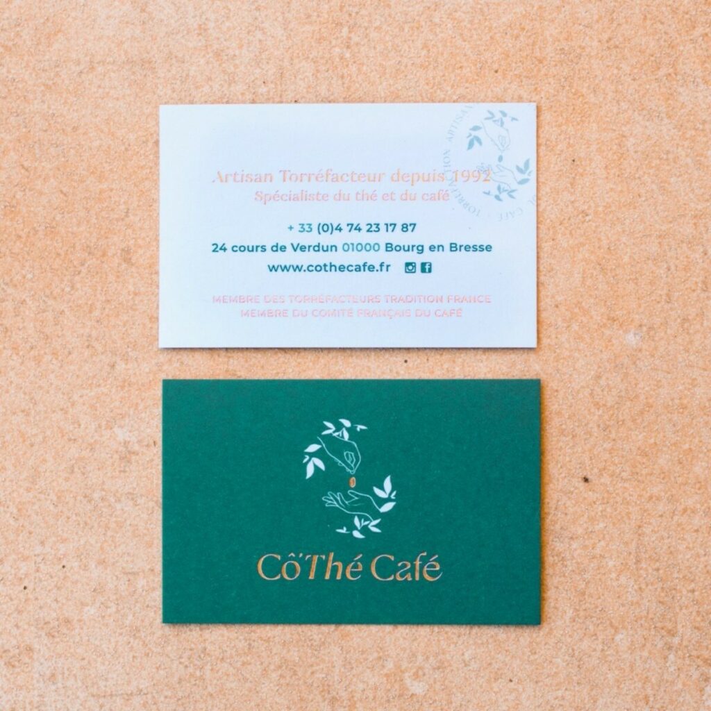 Carte de visite pour Artisan Torréfacteur – Impression Pantone Vert 1 couleur – Marquage à chaud or rose 355 – Century Cotton White 350gr/m2