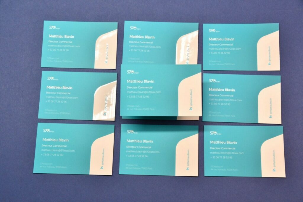Cartes de visite conseil financement – Pelliculage Soft touch avec Vernis 3D Recto Verso  – Impression Numérique