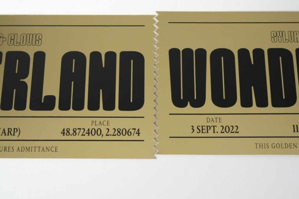 Ticket d’or Wonderland – découpe laser dentelée – Golden ticket