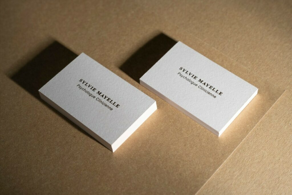 Cartes de visite psychologue – Marquage à chaud cuivre sur papier beige – Keaykolour biscuit 300 gr/m2