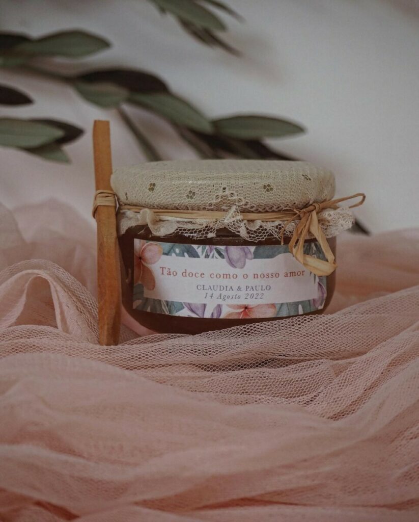 Etiquettes sur mesure pour confiture et cadeaux de mariage – Tintoretto Gesso 140gr/m2 – Découpe à la forme