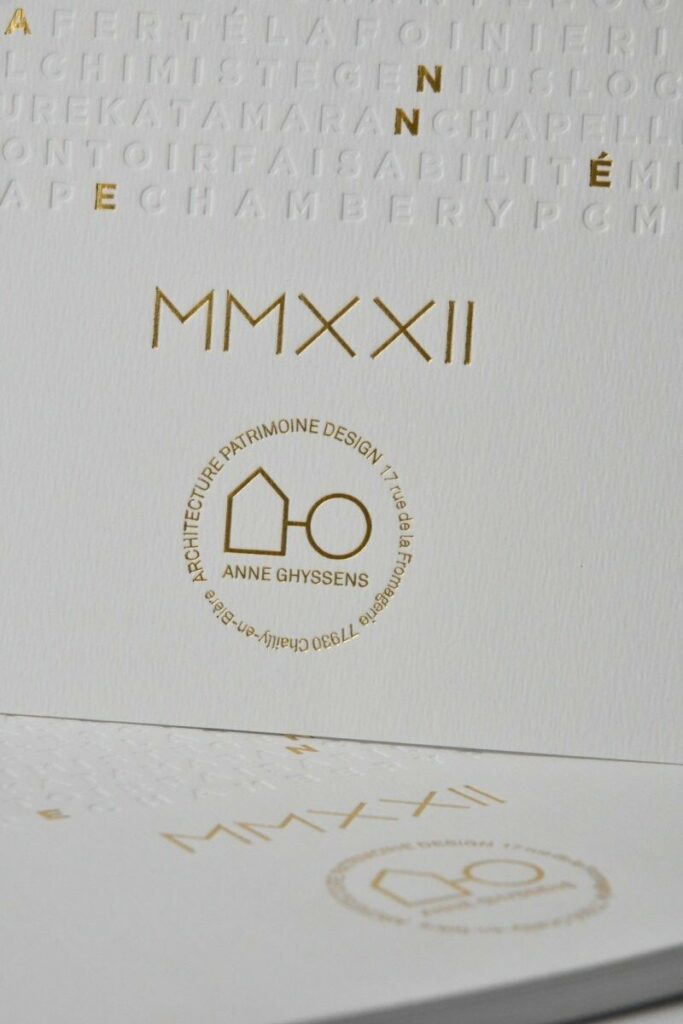 Carte de voeux mots mêlés débossage en creux et  marquage à chaud or mat – Rives tradition 320g extra blanc