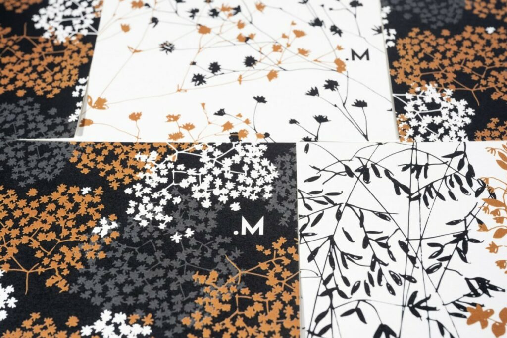 Cartes postales graphiques fleuries Gypsophile – Munken pure rough 300g