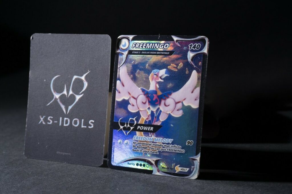 Cartes de collection pop culture – Fond Holographique avec impression quadri plus blanc de soutien – angles arrondis 4mm
