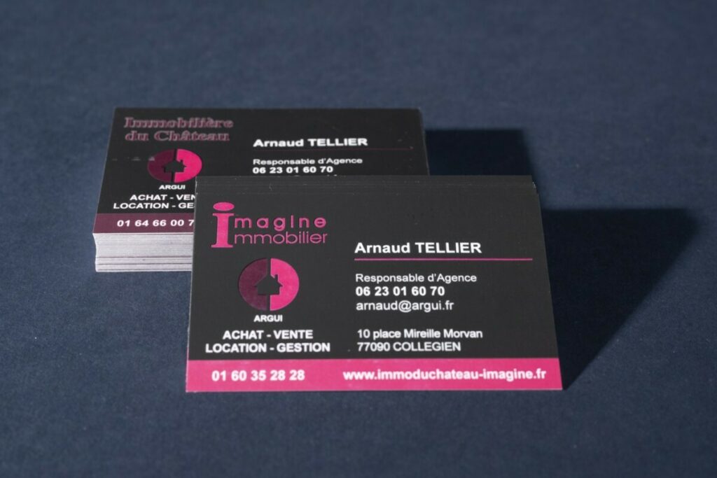 Cartes de visite agence immobilière – Pelliculage Soft touch et vernis 3D numérique
