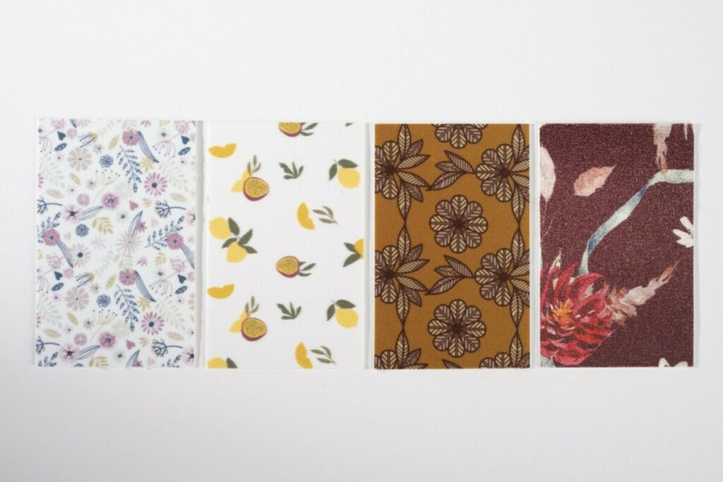 Cartes de visite créatrice avec contre collage tissu véritable