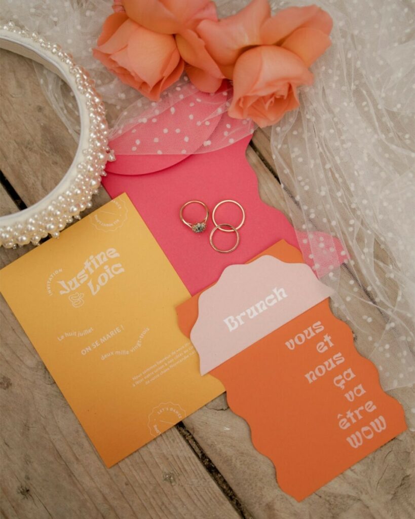 Faire-part de mariage Acidulé – Impression blanche et découpe numérique – Colorplan Mandarin, Citrine, Fushia, Hot Pink 270g