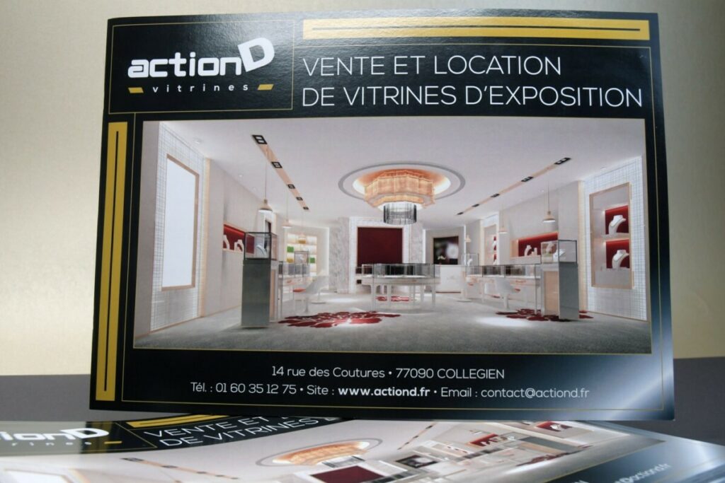 Brochure pour architecte d’intérieur – Format paysage A4 avec 2 agrafes métal – Couché mat 170g