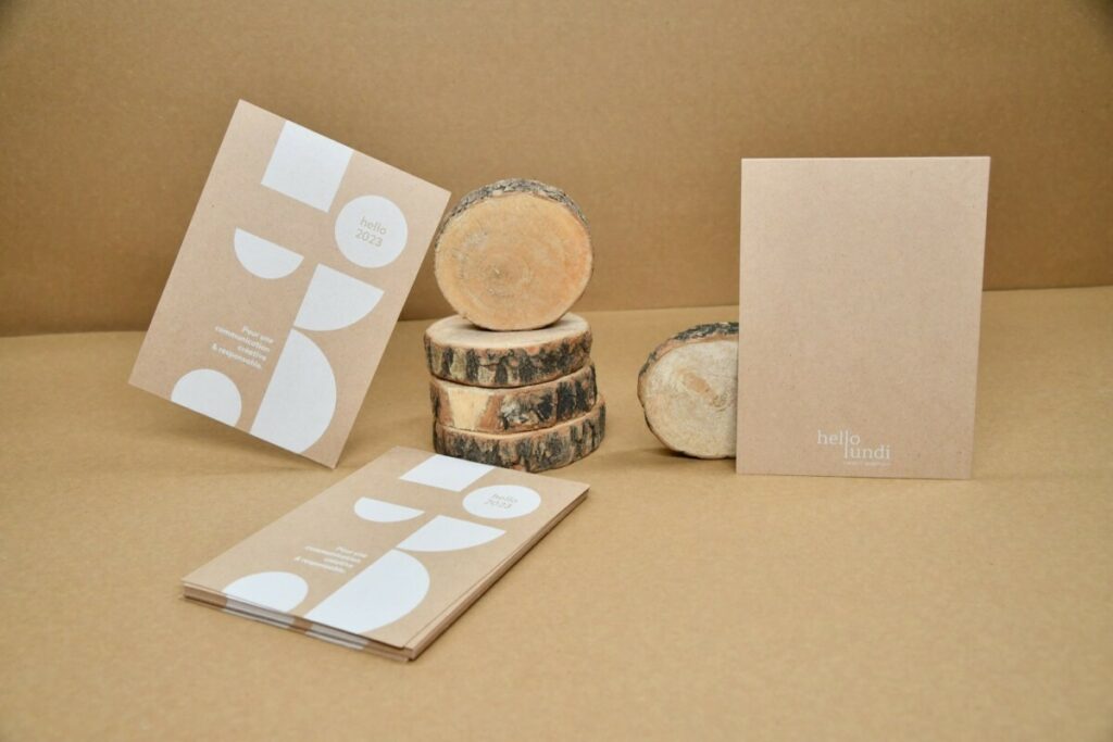 Cartes de voeux formes géométriques – Impression blanche numérique sur papier Kraft recyclé – Cocoa Shell 300g