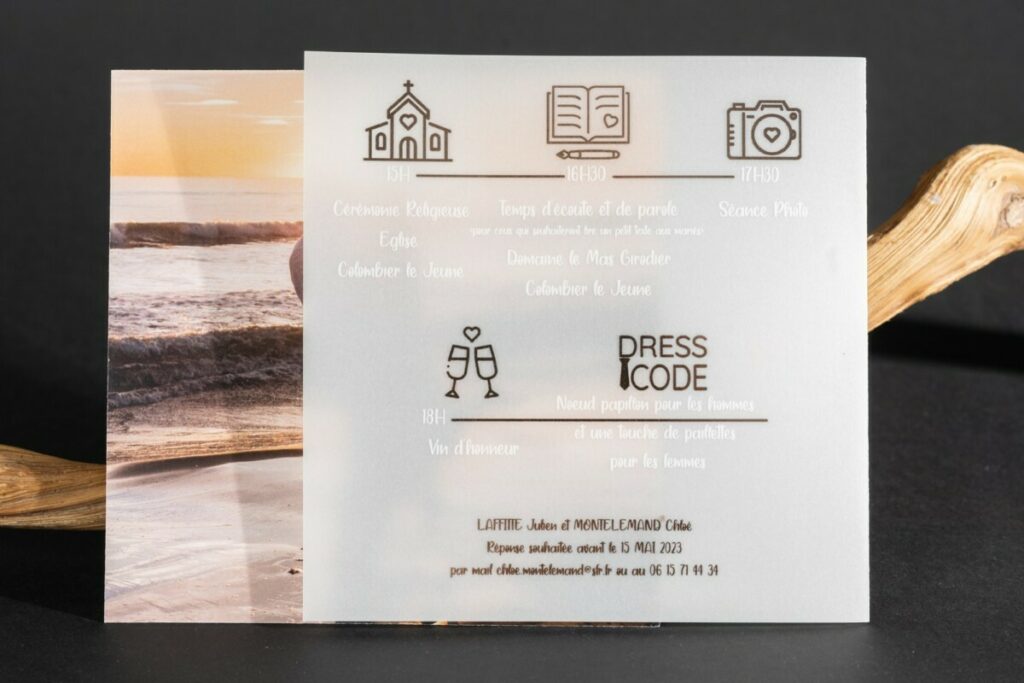 Faire-part de mariage carré un pli avec couverture en calque – Dorure numérique cuivre et impression blanche – Curious translucent 210g