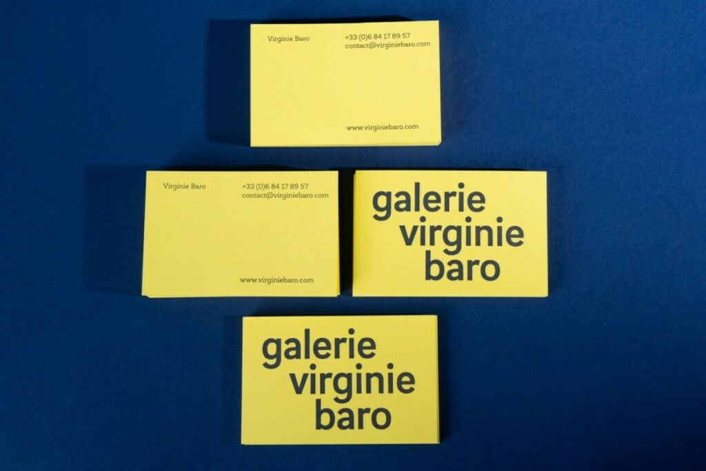 Cartes de visite Letterpress pour galerie d’art – Impression Letterpress noir en creux – Colorplan Factory yellow 350g