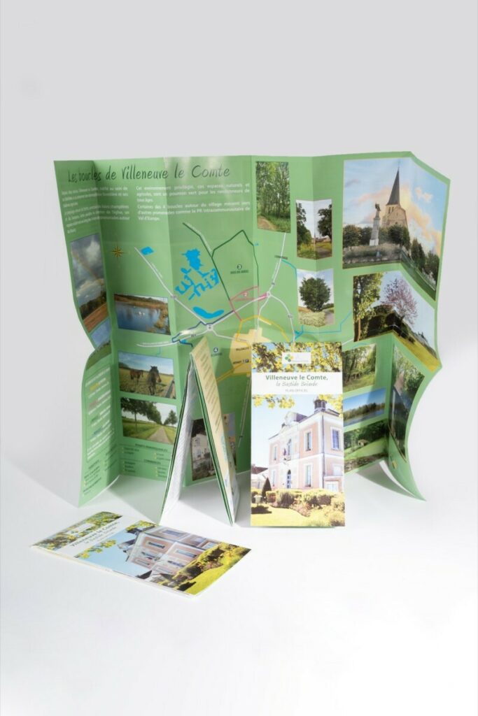 Plan de ville dépliant 10x21cm fermé avec 5 plis accordéons et 1 pli croisé – couché brillant 150g