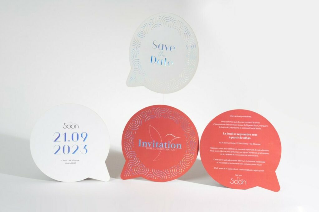 Save the date et invitation inauguration en forme de bulle BD, phylactère – Dorure numérique Holographique 3D – Découpe laser – Pelliculage soft touch