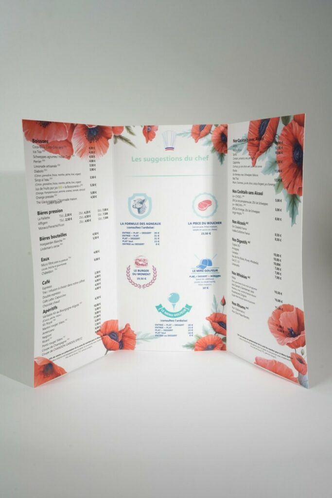 Carte d’été pour restaurant en 3 volets – Couché mat avec pelliculage soft touch