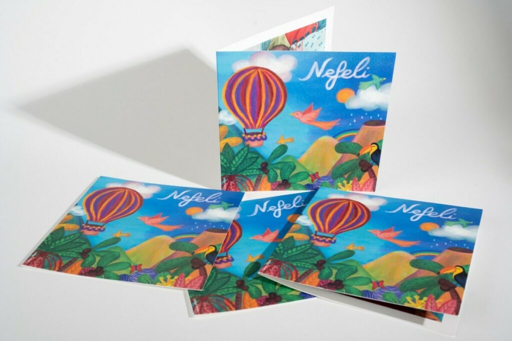 Faire-part de naissance deux volets – Dessin aquarelle montgolfière et paysage tropical – Old mill premium white 300gr/m2