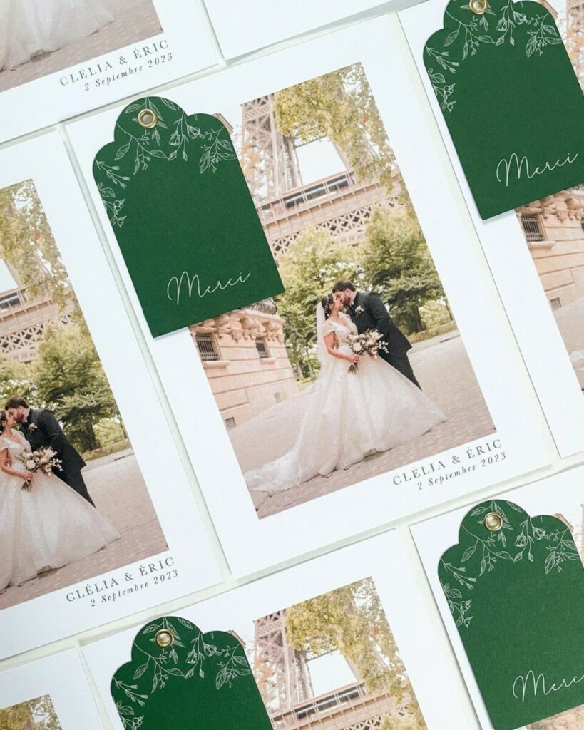 Cartes de remerciements de mariage avec photo et coupon merci avec oeillet doré – découpe numérique – olin regular 400g ultimate white – Colorplan Forest 350g