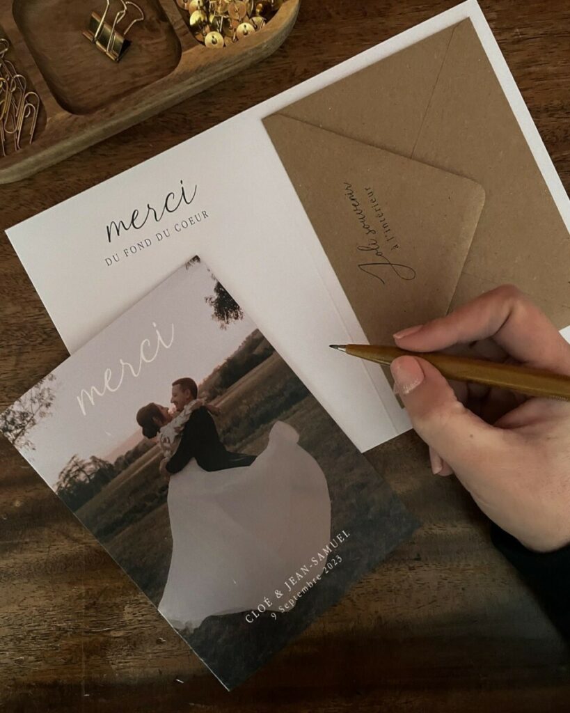 Remerciement de mariage avec photo et enveloppes kraft recyclé patte pointue