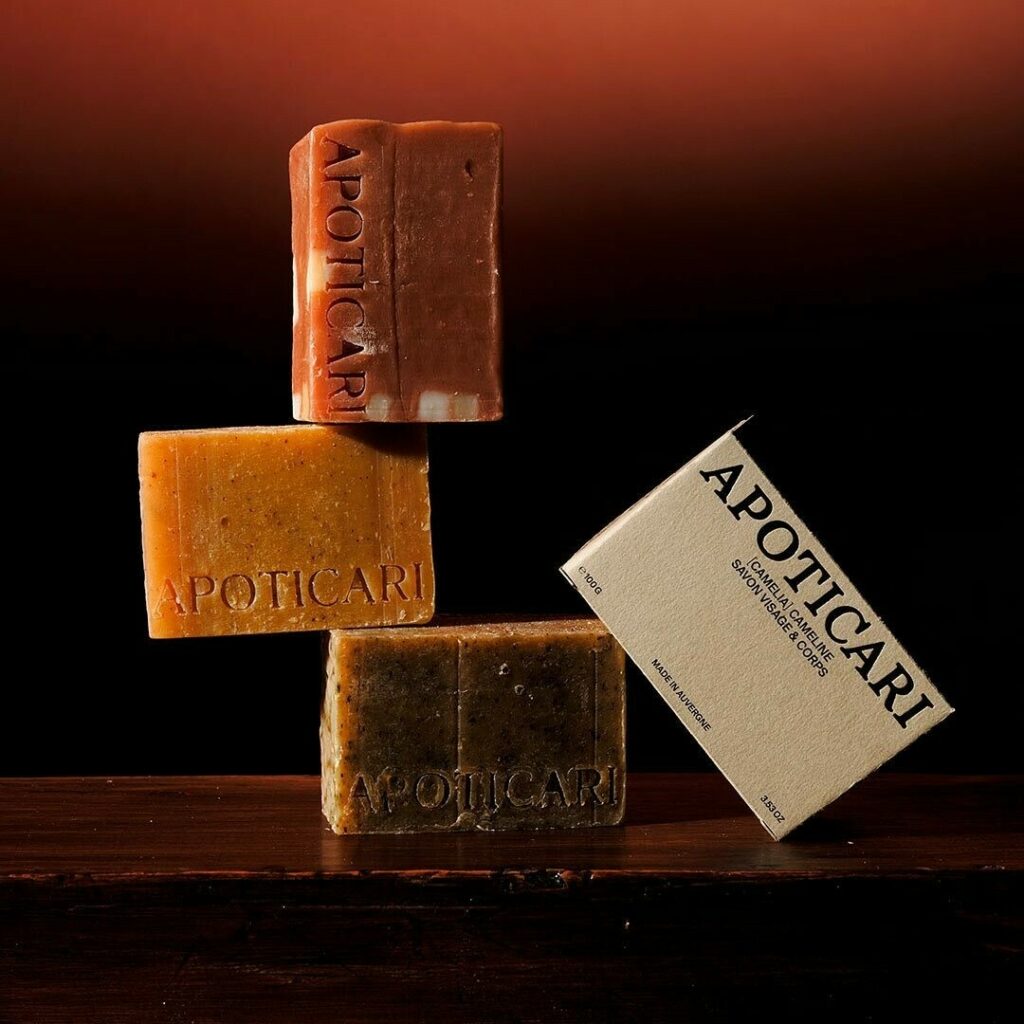 Boites pour savon sur papier recyclé vert sauge avec marquage à chaud noir brillant